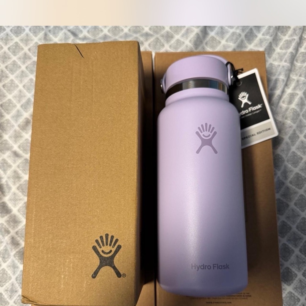 Brand New Hydro Flask Special Edition/ Limited Ultra Violet